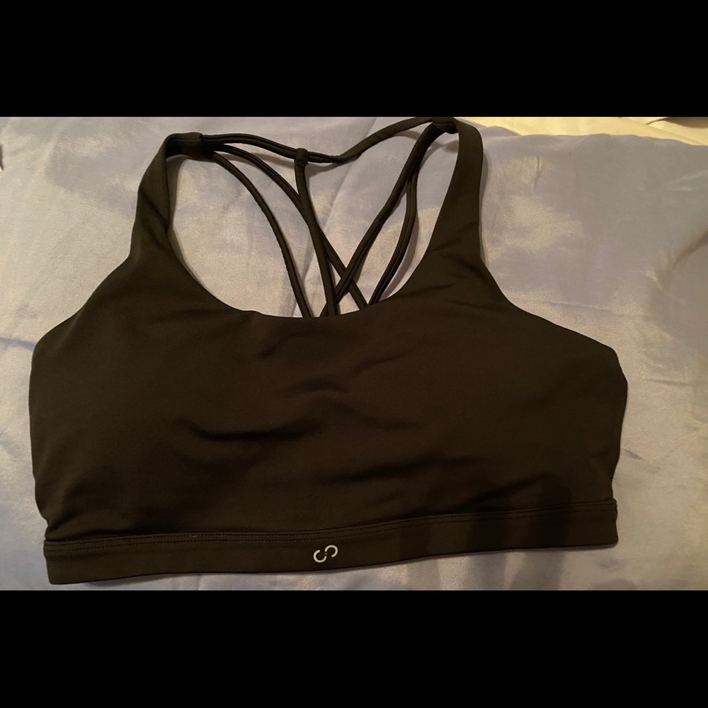 Curves & Combatboots sports bra